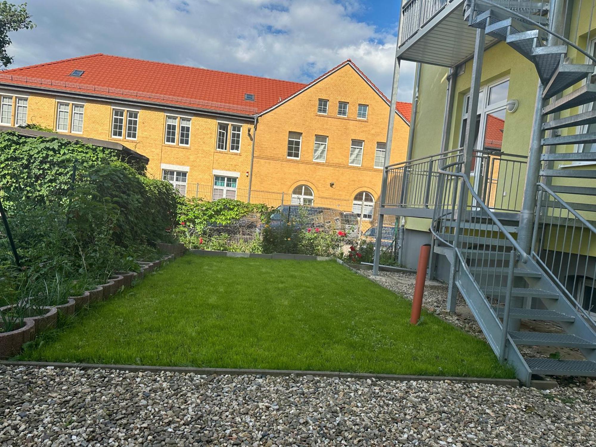 Ueber Den Daechern Von Halle Halle  外观 照片